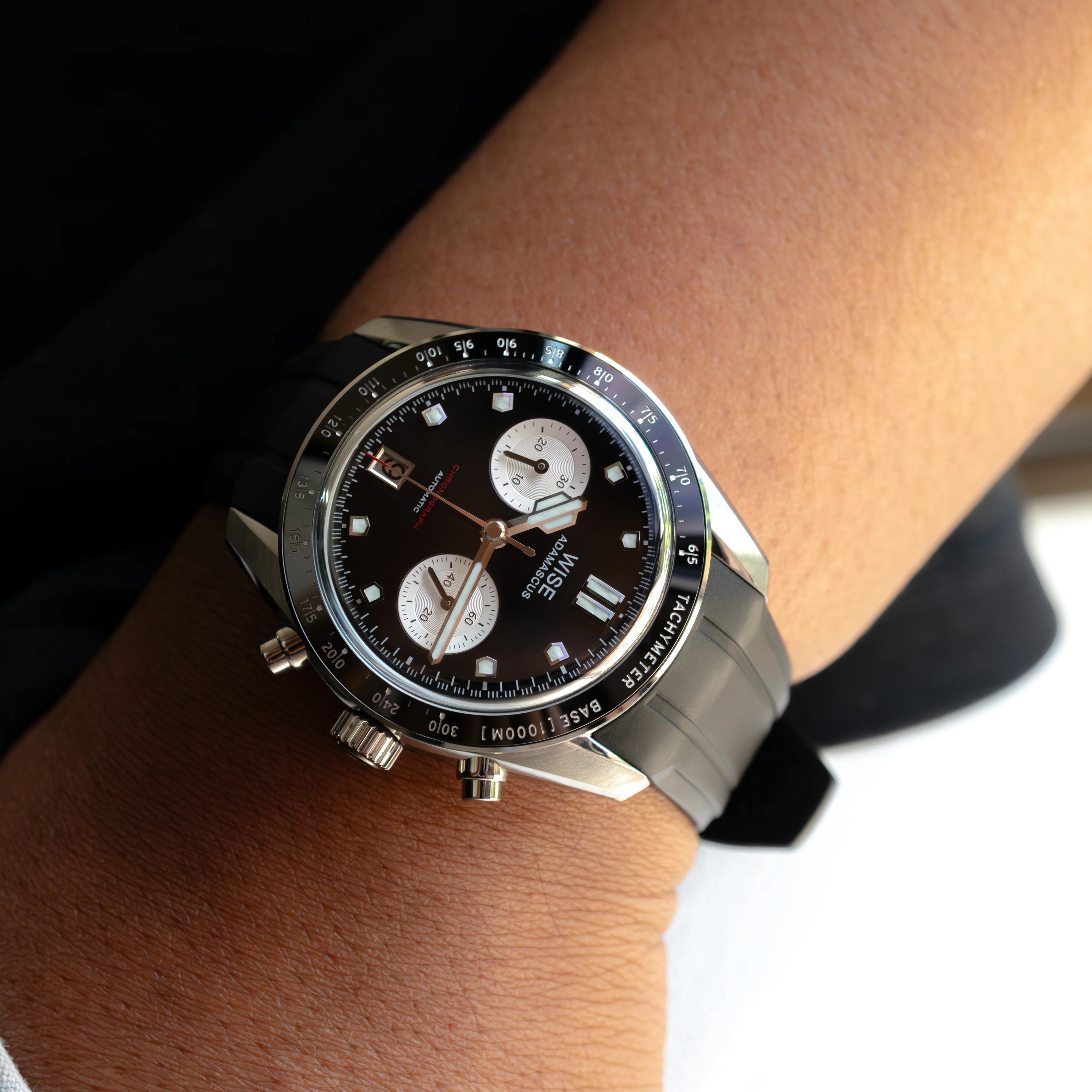 ADAMASCUS AD8 Chronograph Black-White - Image 3