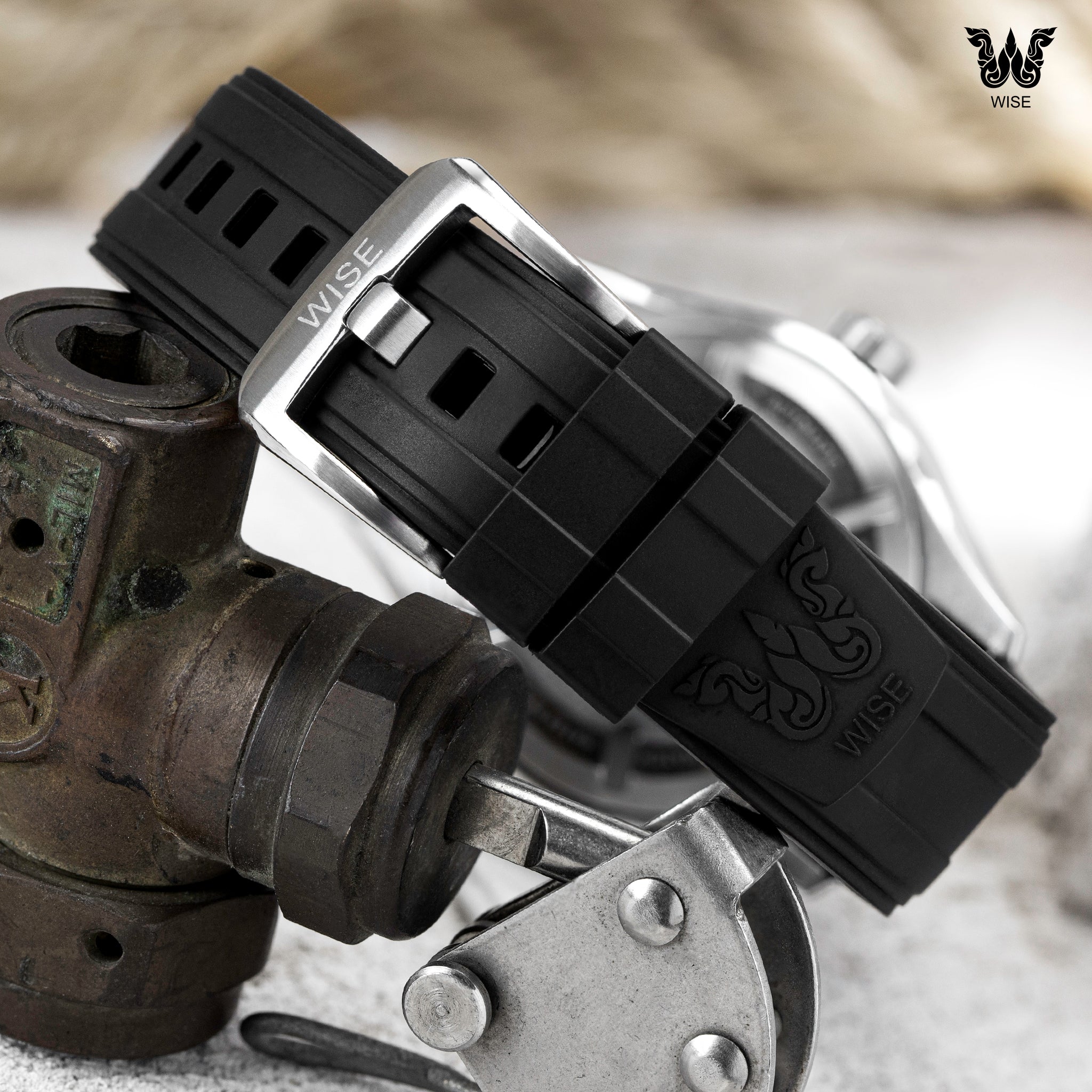 WISE HITMAN FKM Rubber Strap 20 mm. (Curved end) - Image 4